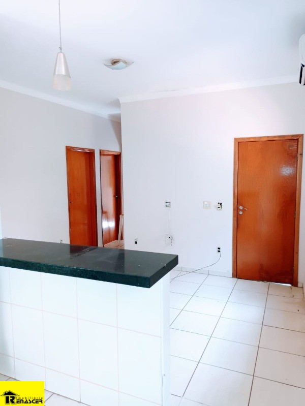 Casa com 3 quartos à venda, 200m² — foto 4 de 19