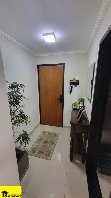 Apartamento com 3 quartos à venda, 110m² — foto 2 de 12
