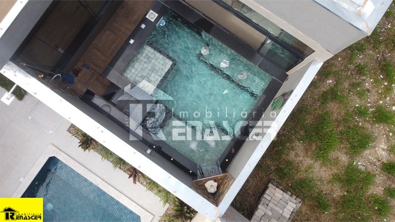 Casa de Condomínio com 3 quartos à venda, 200m² — foto 18 de 19