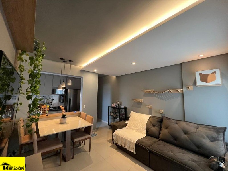 Apartamento com 2 quartos à venda, 66m² — foto 1 de 16