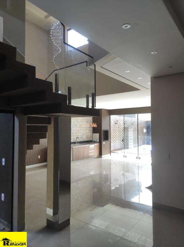 Casa com 3 quartos à venda, 200m² — foto 17 de 29