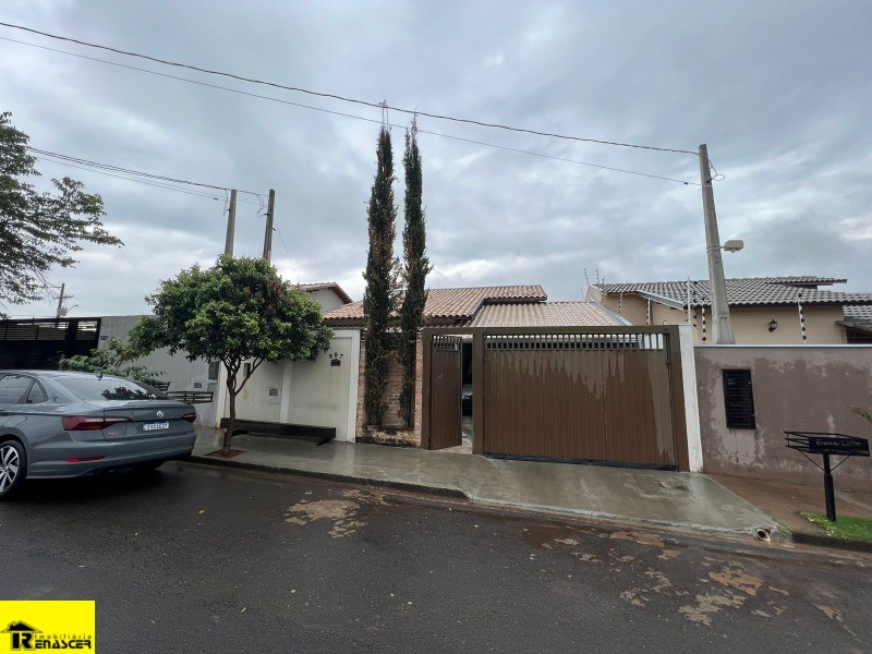 Casa com 3 quartos à venda, 136m² — foto 2 de 17