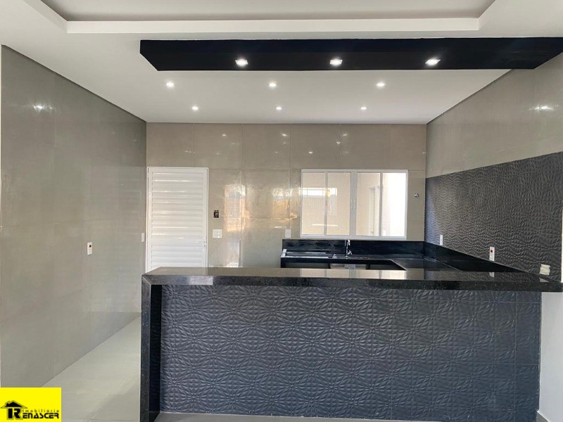 Casa com 2 quartos à venda, 130m² — foto 1 de 30