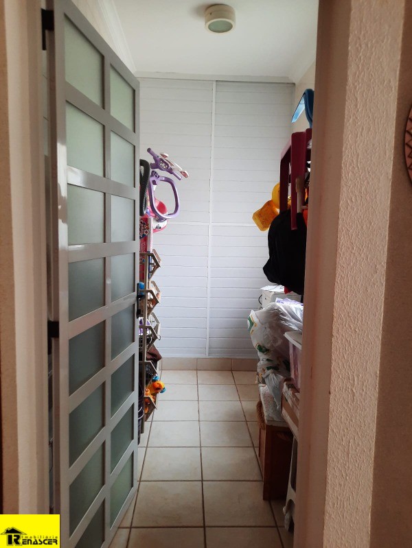 Casa de Condomínio com 4 quartos à venda, 128m² — foto 22 de 28