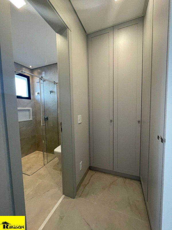 Casa de Condomínio com 4 quartos à venda, 374m² — foto 23 de 50