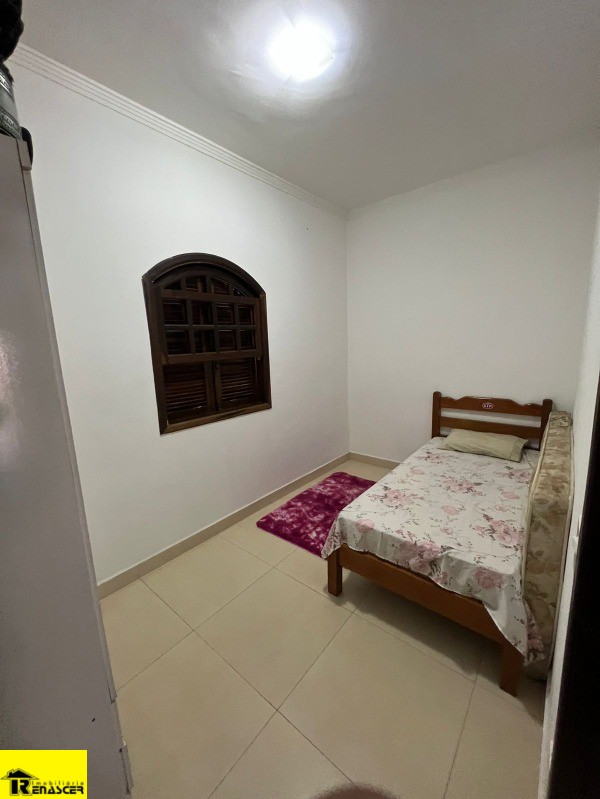 Casa com 3 quartos à venda, 136m² — foto 13 de 17