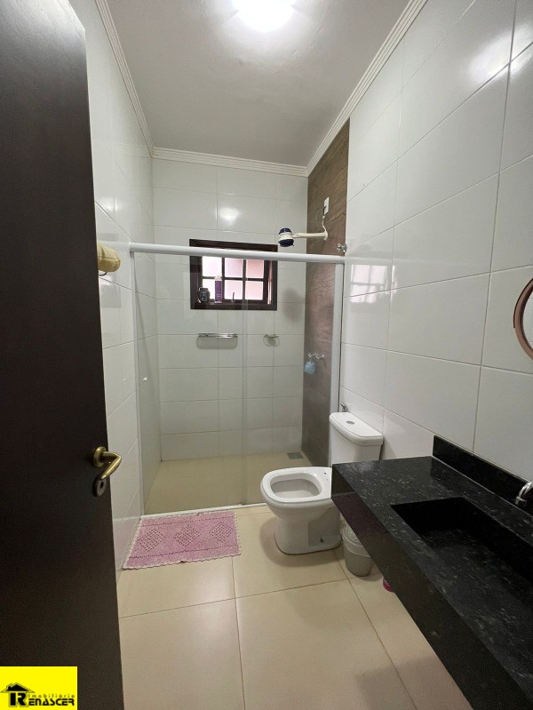 Casa com 3 quartos à venda, 136m² — foto 10 de 17