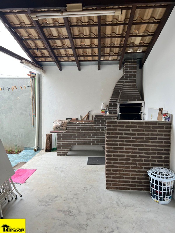 Casa com 3 quartos à venda, 136m² — foto 4 de 17