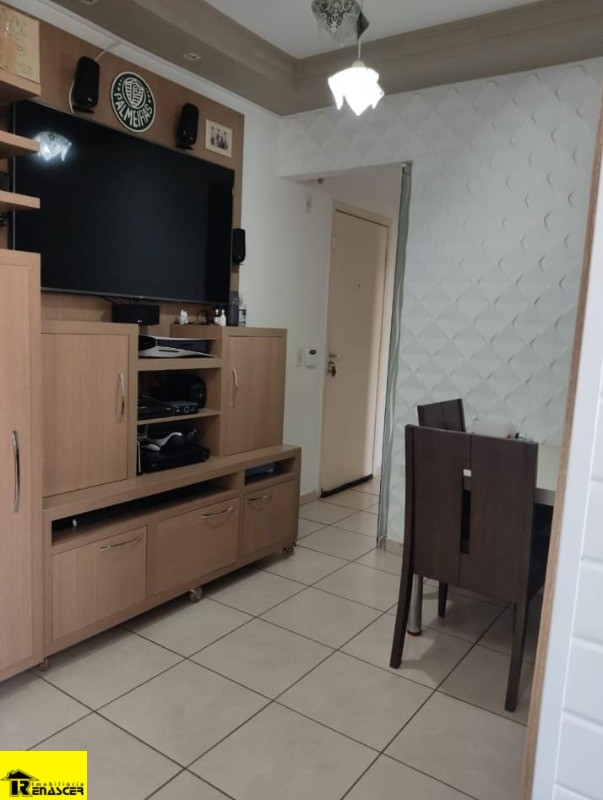 Apartamento com 2 quartos à venda, 45m² — foto 1 de 16