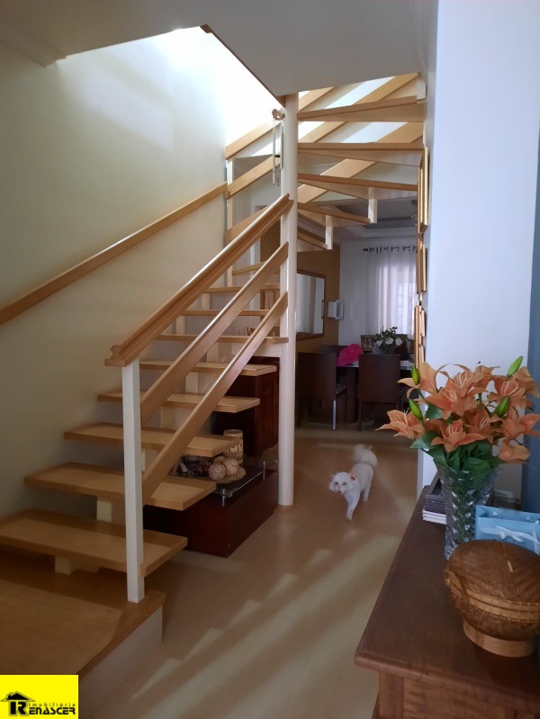 Casa de Condomínio com 4 quartos à venda, 128m² — foto 3 de 28