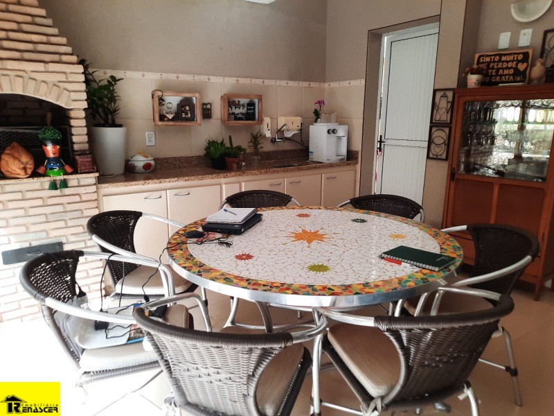 Casa de Condomínio com 4 quartos à venda, 128m² — foto 23 de 28