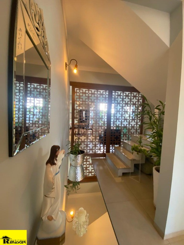 Casa de Condomínio com 3 quartos à venda, 160m² — foto 3 de 17
