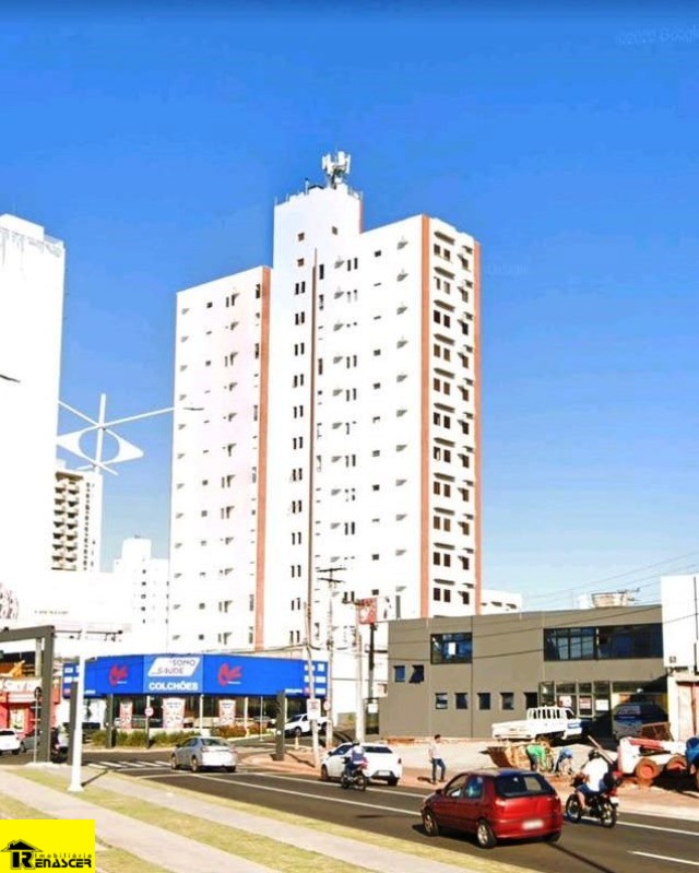 Apartamento com 3 quartos à venda, 176m² — foto 2 de 20