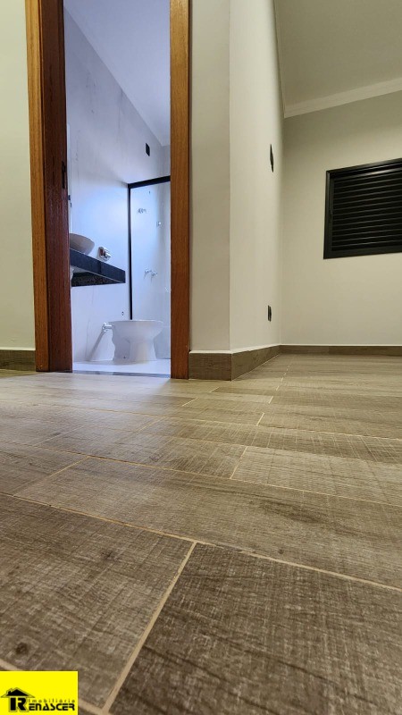 Casa de Condomínio com 3 quartos à venda, 212m² — foto 8 de 11
