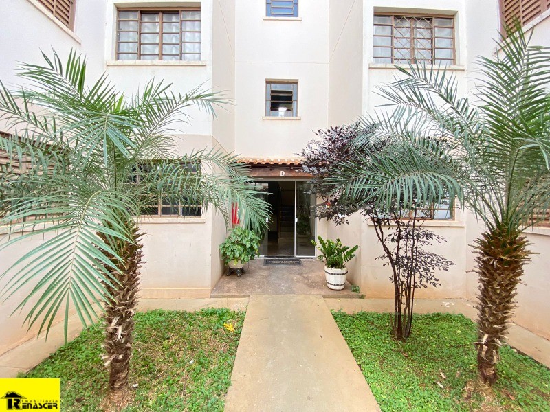 Apartamento com 2 quartos à venda, 42m² — foto 2 de 10