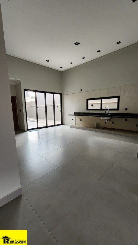 Casa de Condomínio com 3 quartos à venda, 212m² — foto 3 de 11