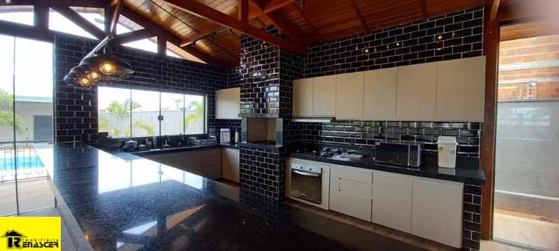 Casa de Condomínio com 4 quartos à venda, 1000m² — foto 1 de 15