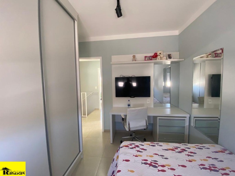 Casa de Condomínio com 3 quartos à venda, 160m² — foto 12 de 17
