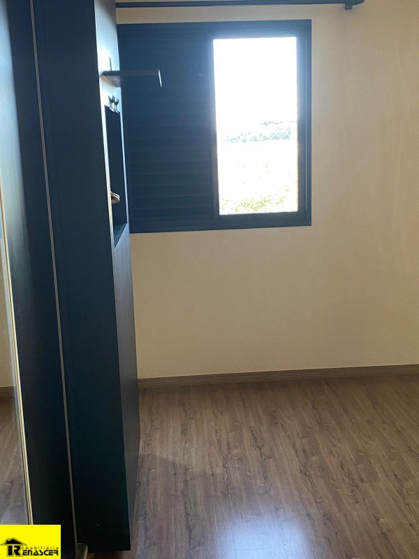 Apartamento com 3 quartos à venda e aluguel, 98m² — foto 15 de 18