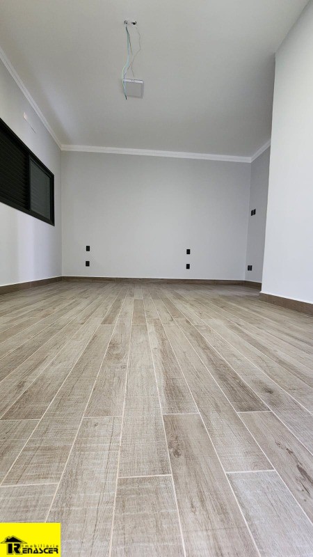 Casa de Condomínio com 3 quartos à venda, 212m² — foto 7 de 11