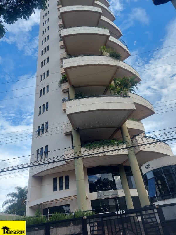Apartamento com 3 quartos à venda, 590m² — foto 1 de 23