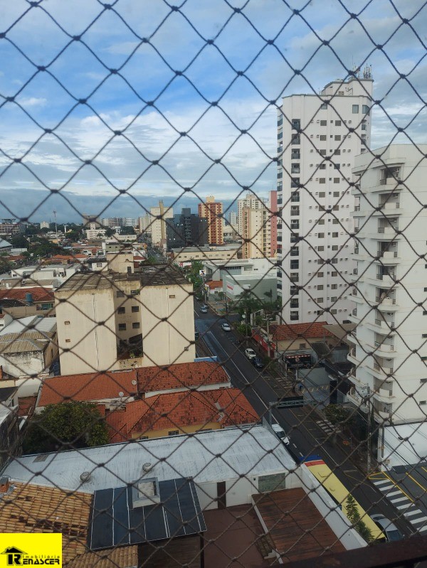 Apartamento com 4 quartos à venda, 214m² — foto 7 de 10