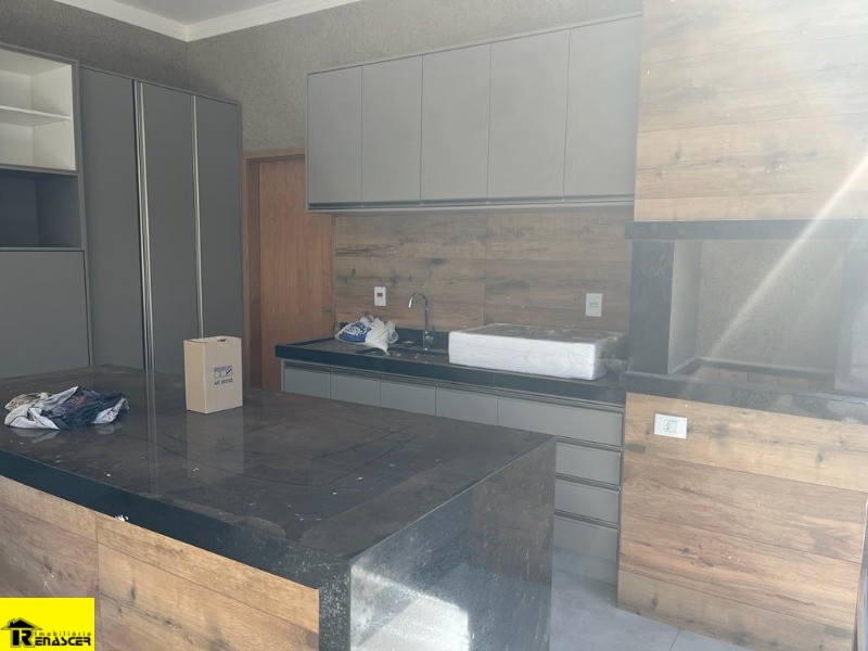 Casa de Condomínio com 3 quartos à venda e aluguel, 180m² — foto 8 de 19