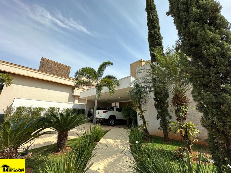 Casa de Condomínio com 3 quartos à venda, 220m² — foto 2 de 19