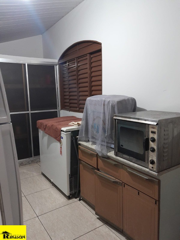 Casa com 3 quartos à venda, 137m² — foto 6 de 12