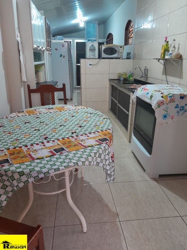 Casa com 3 quartos à venda, 137m² — foto 5 de 12