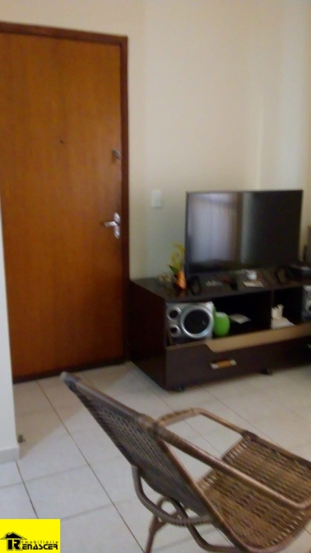 Apartamento com 2 quartos à venda, 82m² — foto 2 de 10