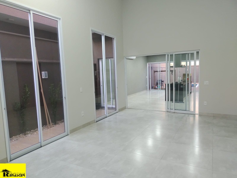 Casa de Condomínio com 3 quartos à venda, 211m² — foto 6 de 29