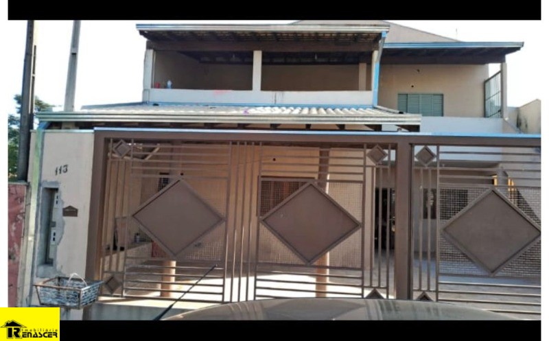 Casa com 4 quartos à venda, 250m² — foto 1 de 16