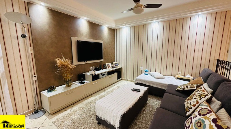 Casa com 3 quartos à venda, 370m² — foto 6 de 20
