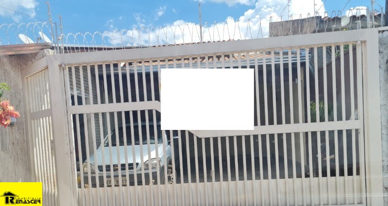 Casa com 3 quartos à venda, 178m² — foto 1 de 21