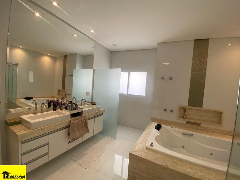 Casa de Condomínio com 5 quartos à venda e aluguel, 373m² — foto 19 de 30