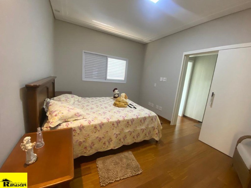 Casa de Condomínio com 5 quartos à venda e aluguel, 373m² — foto 11 de 30