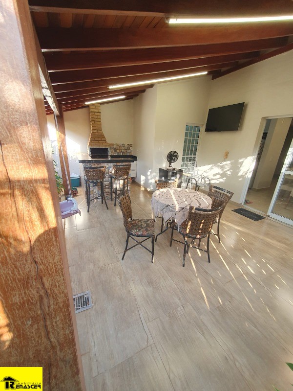 Casa de Condomínio com 3 quartos à venda e aluguel, 145m² — foto 10 de 19
