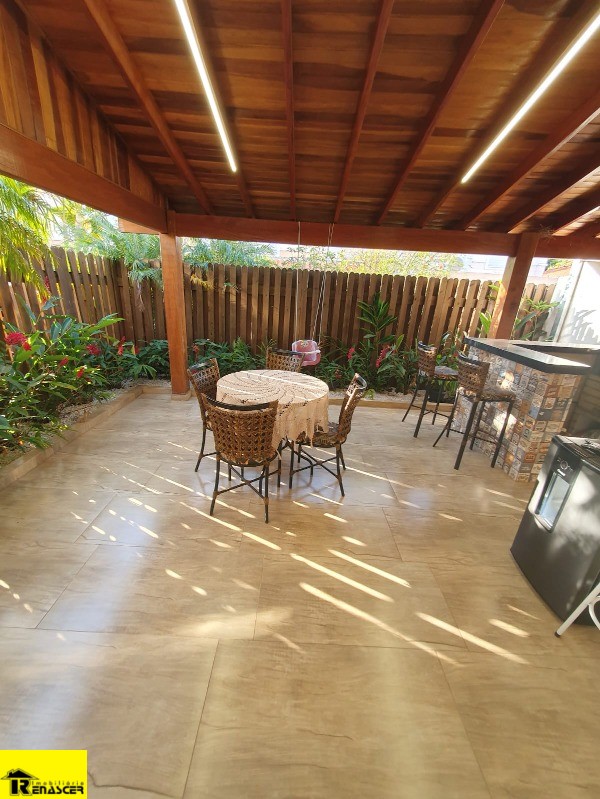Casa de Condomínio com 3 quartos à venda e aluguel, 145m² — foto 7 de 19