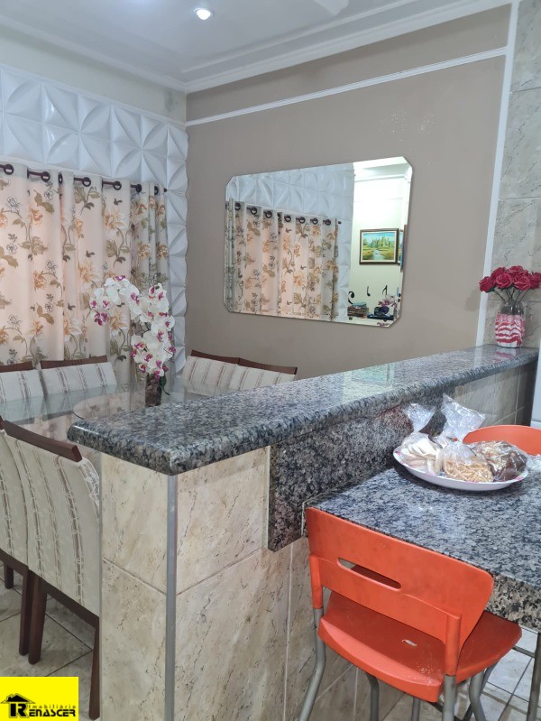 Casa com 3 quartos à venda, 178m² — foto 8 de 21