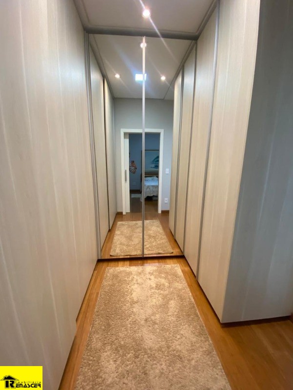 Casa de Condomínio com 5 quartos à venda e aluguel, 373m² — foto 12 de 30