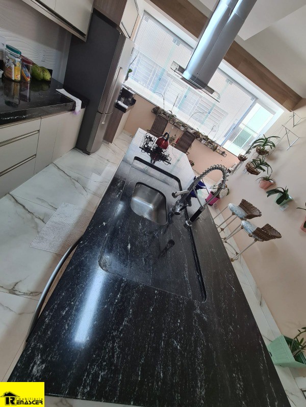 Apartamento com 4 quartos à venda, 190m² — foto 9 de 34