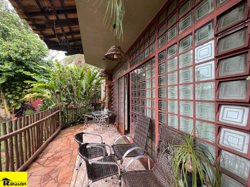 Casa com 3 quartos à venda, 240m² — foto 11 de 26