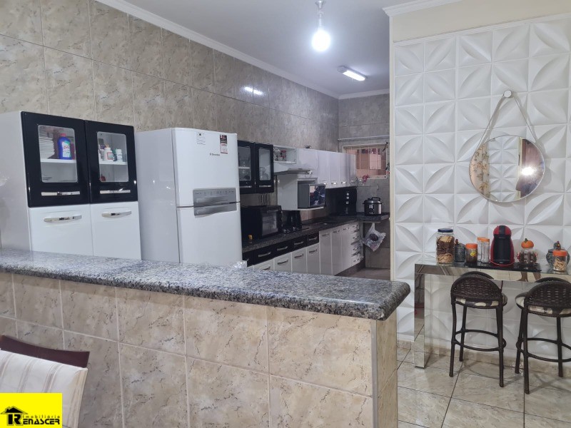 Casa com 3 quartos à venda, 178m² — foto 7 de 21