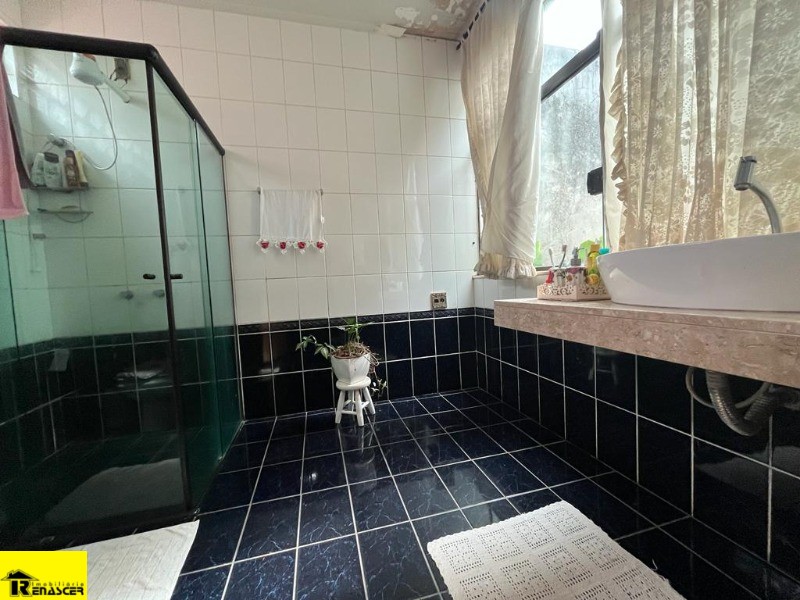 Casa com 3 quartos à venda, 240m² — foto 15 de 26