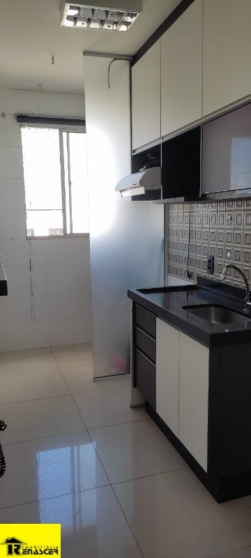 Apartamento com 2 quartos à venda, 45m² — foto 2 de 10