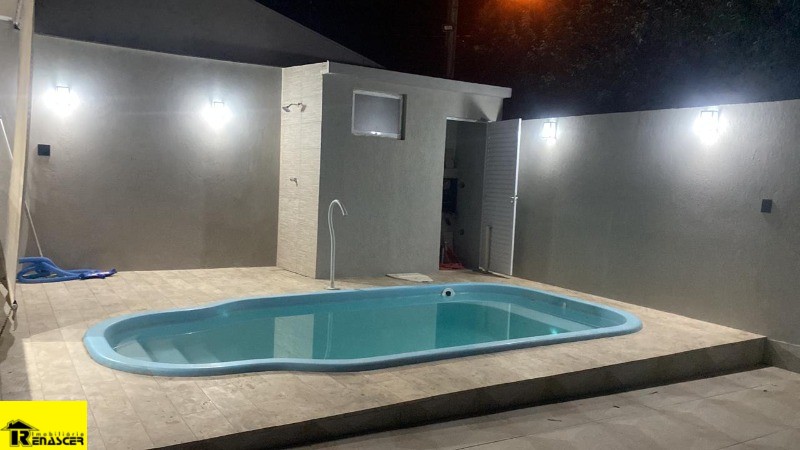 Casa com 3 quartos à venda, 180m² — foto 2 de 46