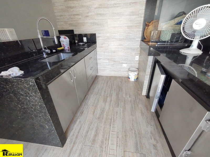 Casa de Condomínio com 4 quartos à venda, 220m² — foto 7 de 43