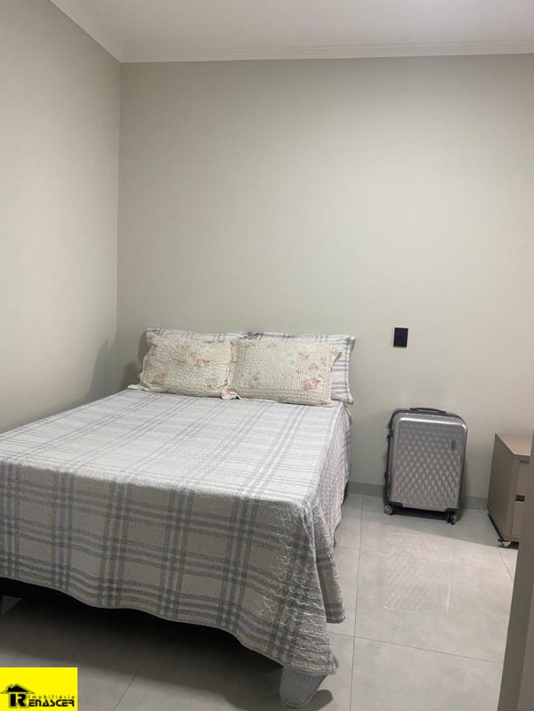 Casa com 3 quartos à venda, 180m² — foto 17 de 46