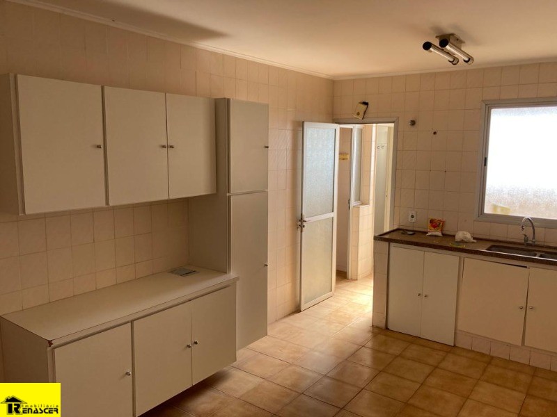 Apartamento com 3 quartos à venda, 138m² — foto 10 de 19